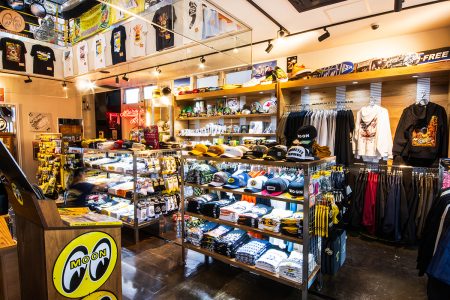 MOONEYES Area-1 RENEWAL OPEN!